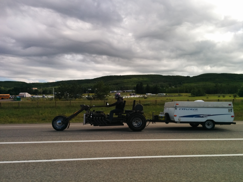 Illustration for article titled This Man Is The Real-Life 'Road Warrior,' And His Ride Is Amazing